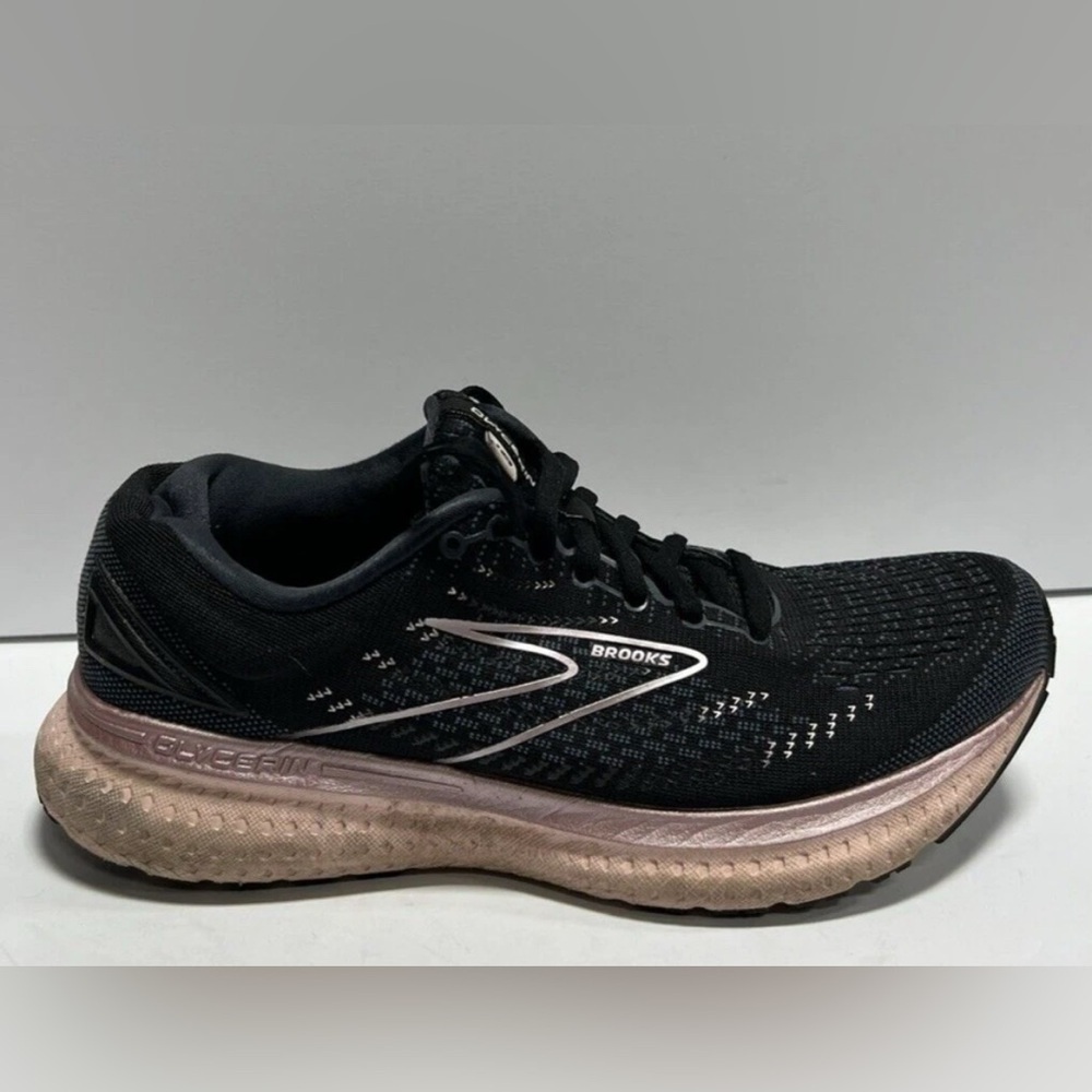 Brooks Women's Glycerin 19 Running Shoes Black, Size 8.5 D(W)